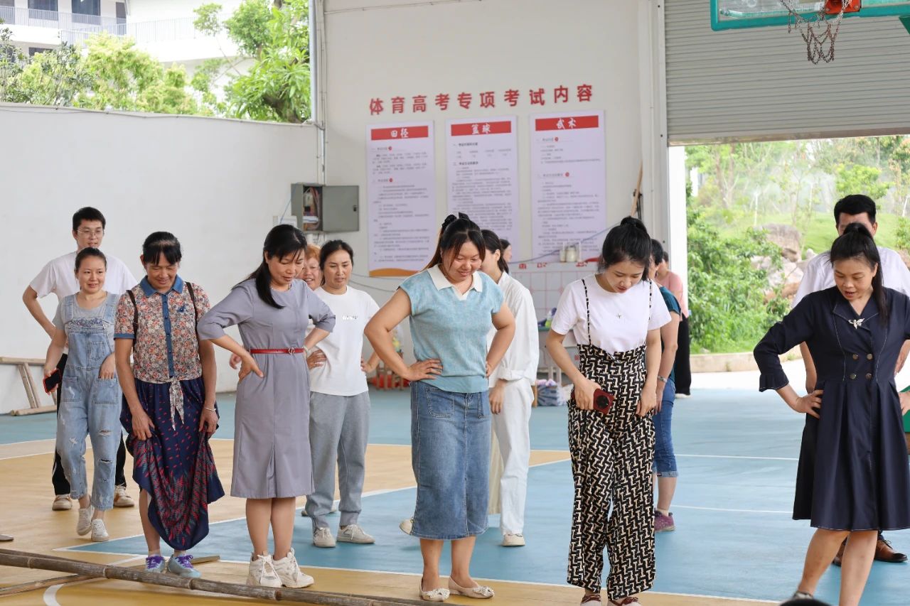 我校举行“五一”国际劳动节教职工游园活动 丨 乐鱼注册