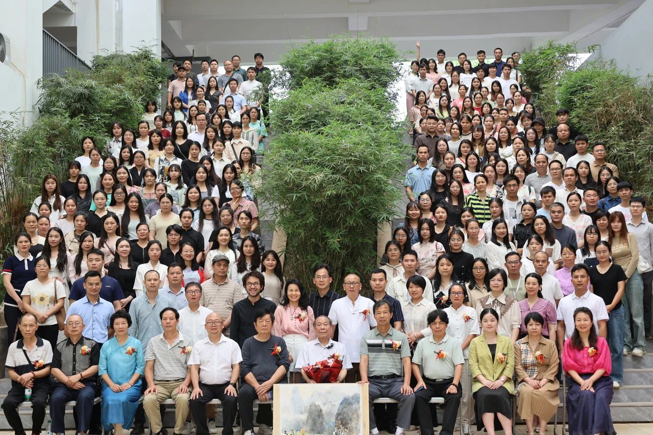 桂平市中小学美术教师水彩画专题培训活动暨大藤峡水彩画社成立仪式在我校顺利举行 丨 乐鱼注册
